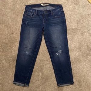 Old Navy Distressed Boyfriend Jean